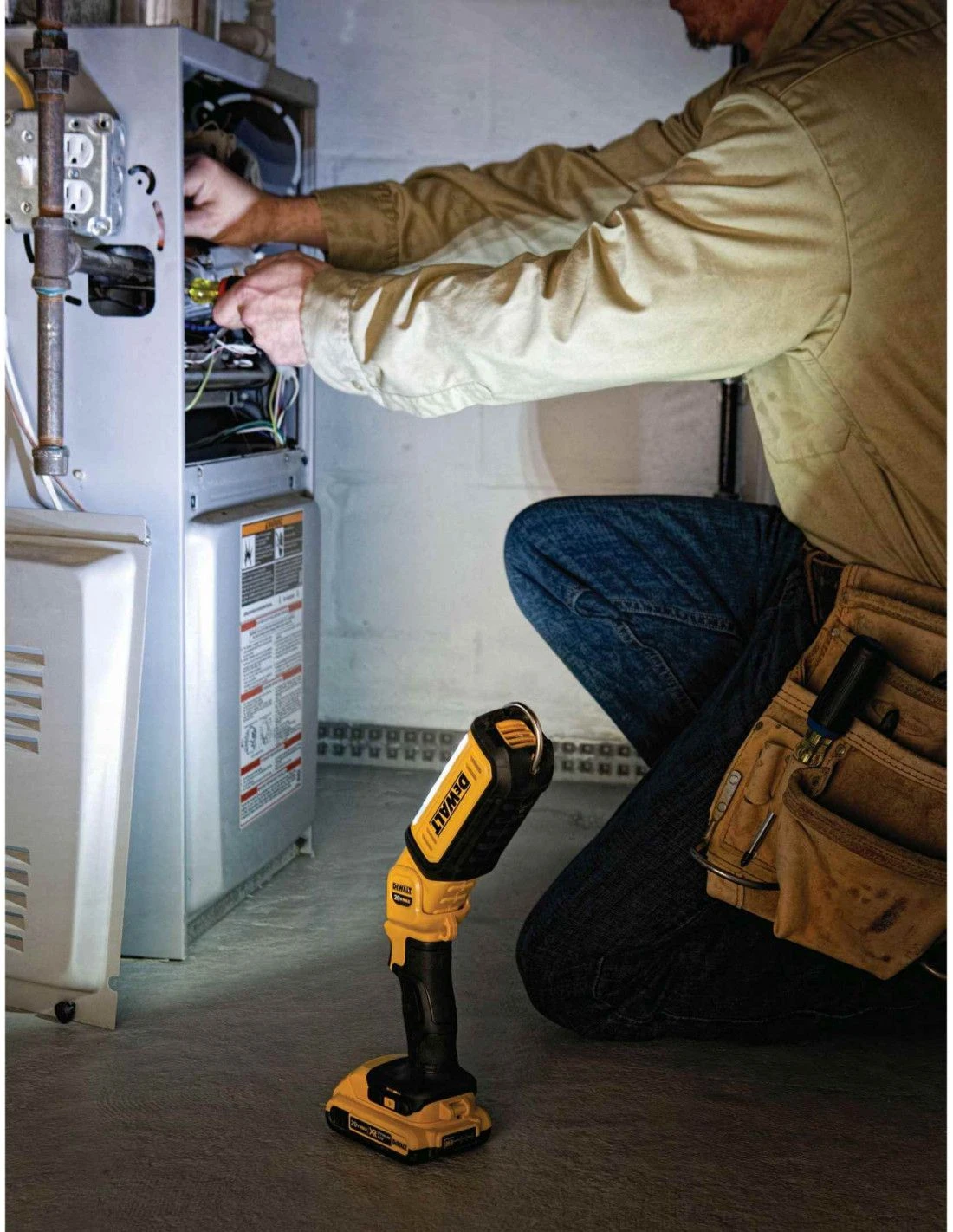 Lampe D'inspection Dewalt DCL050 18V – Image 13